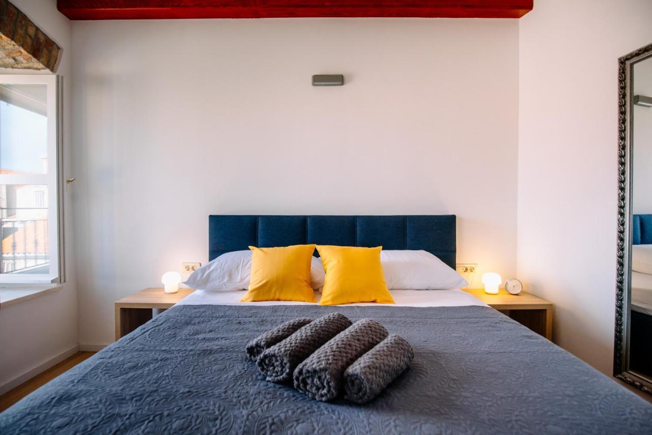Art Deco Walls By Duhomes * Dubrovnik
